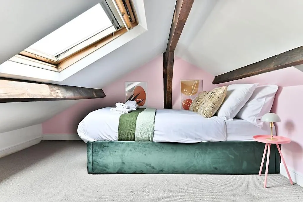 Appartement Avec Mezzanine Au Centre De Paris - II 0*,