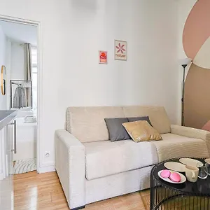  Appartement Equipe Dans Le Quartier Montparnasse